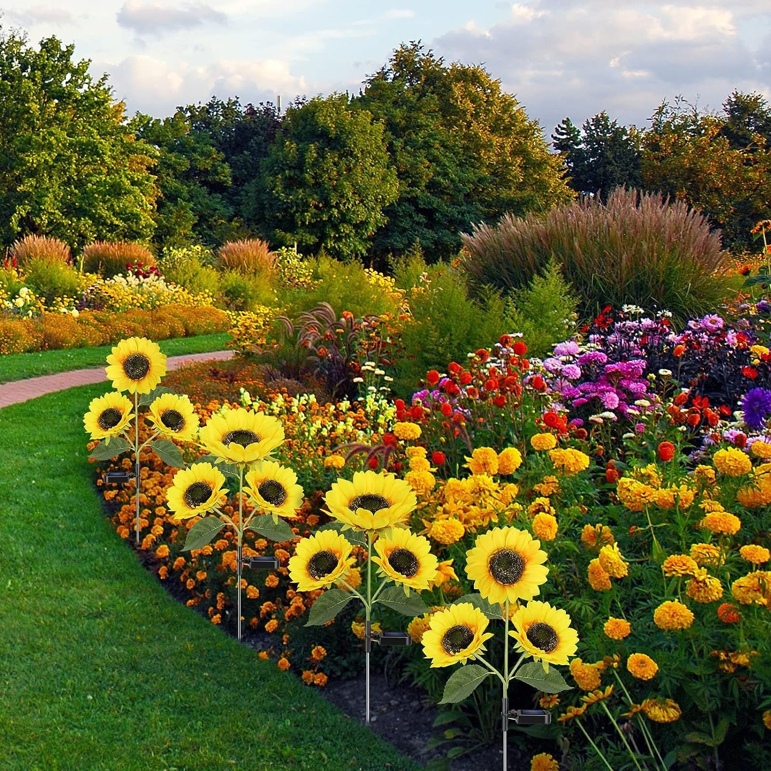 Solar Sunflower Lights, 800mA Solar Garden Light with Real Looking Flowers Outdoor Waterproof Solar Stake Lights for Back Yard, Flower Bed, Pathway, Patio, Porch, Fall Decoration(1)